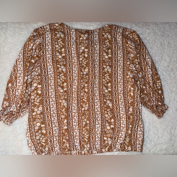 Wrangler Retro Tan Patterned Top - Picture 5 of 5
